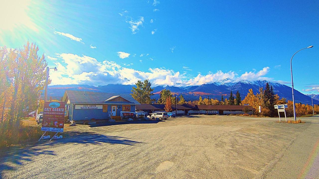 Cozy Corner Motel & Restaurant Haines Junction Luaran gambar