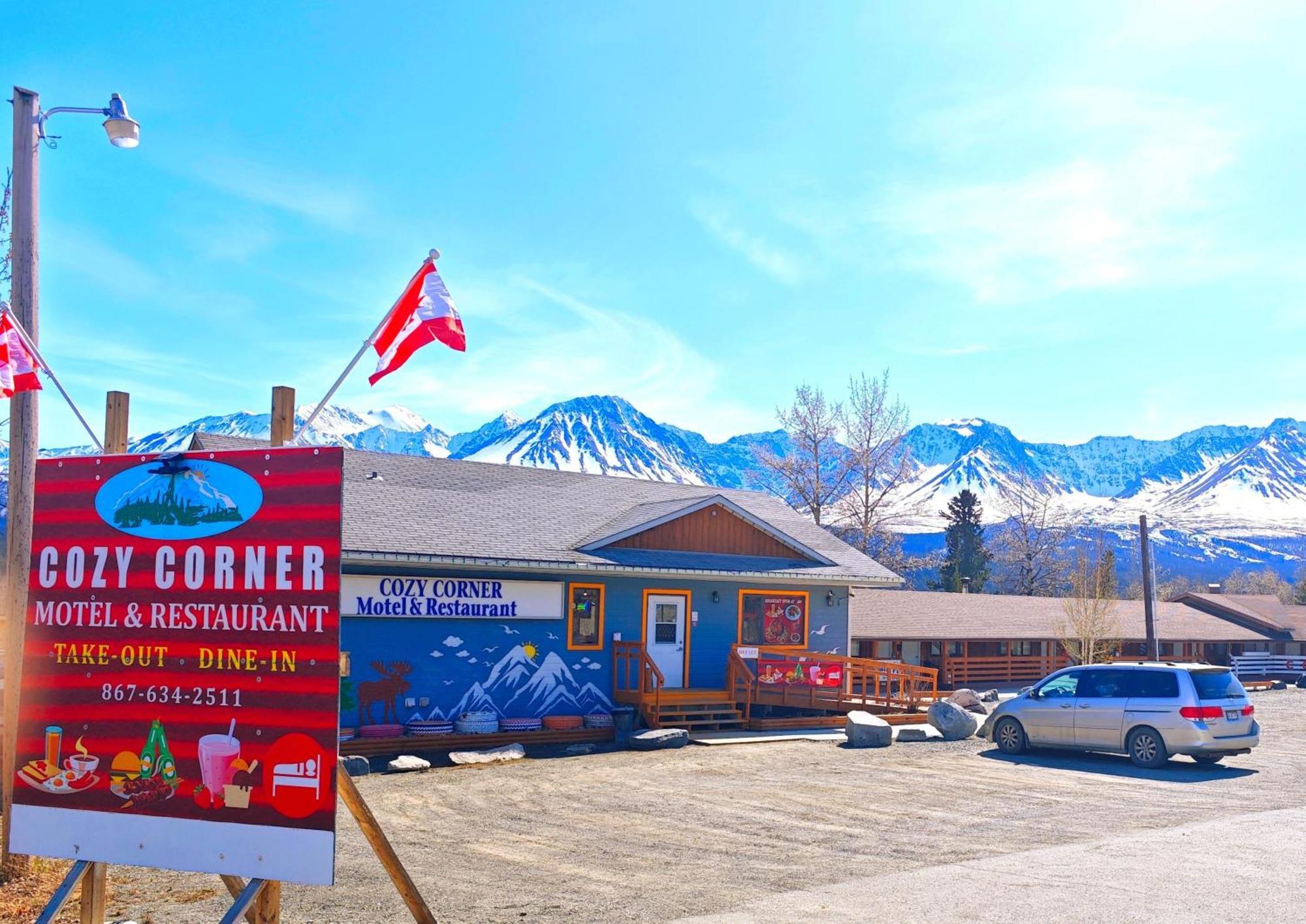 Cozy Corner Motel & Restaurant Haines Junction Luaran gambar
