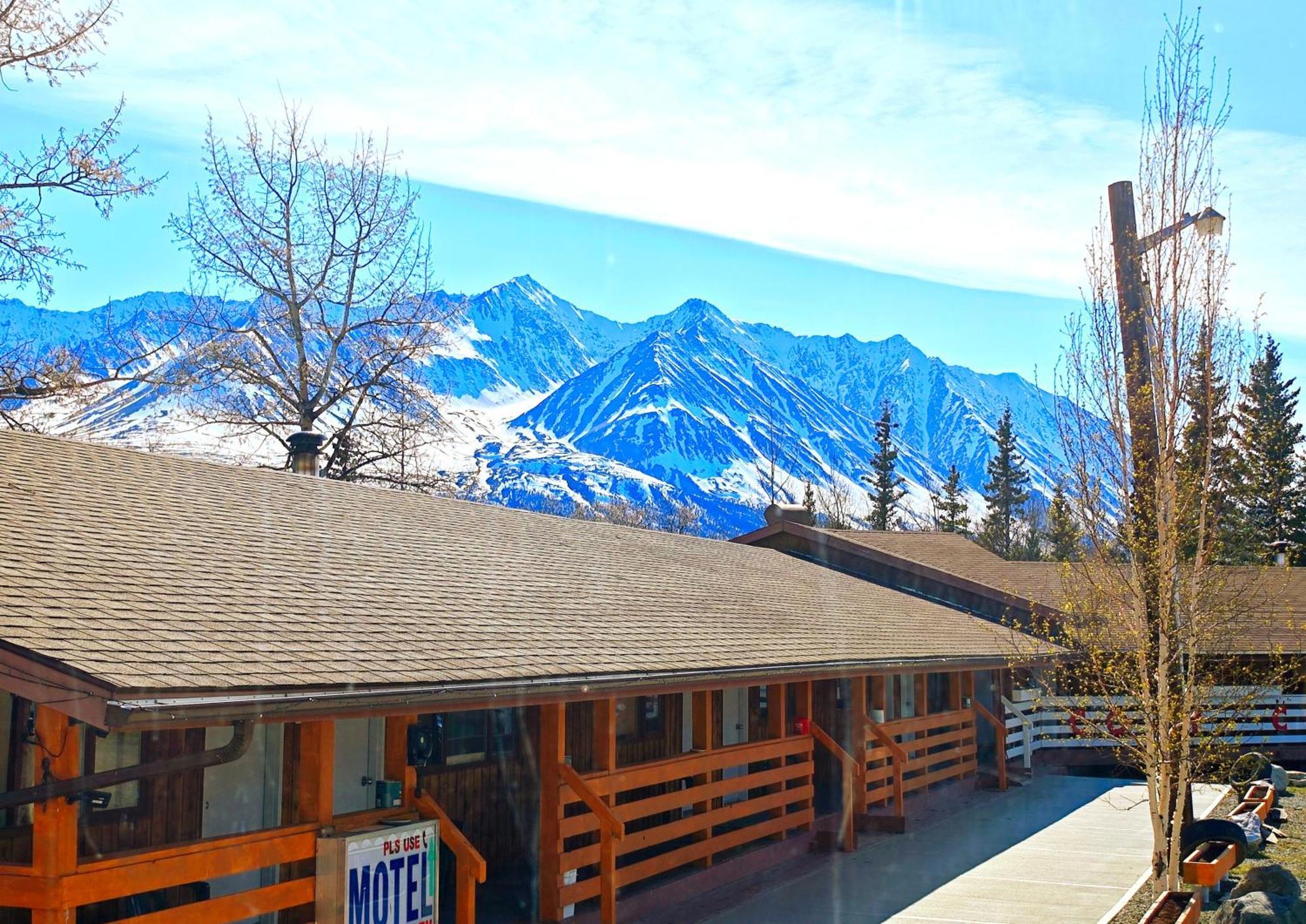 Cozy Corner Motel & Restaurant Haines Junction Luaran gambar