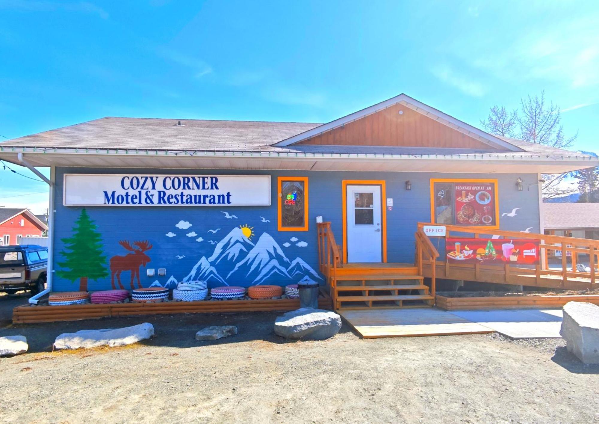 Cozy Corner Motel & Restaurant Haines Junction Luaran gambar
