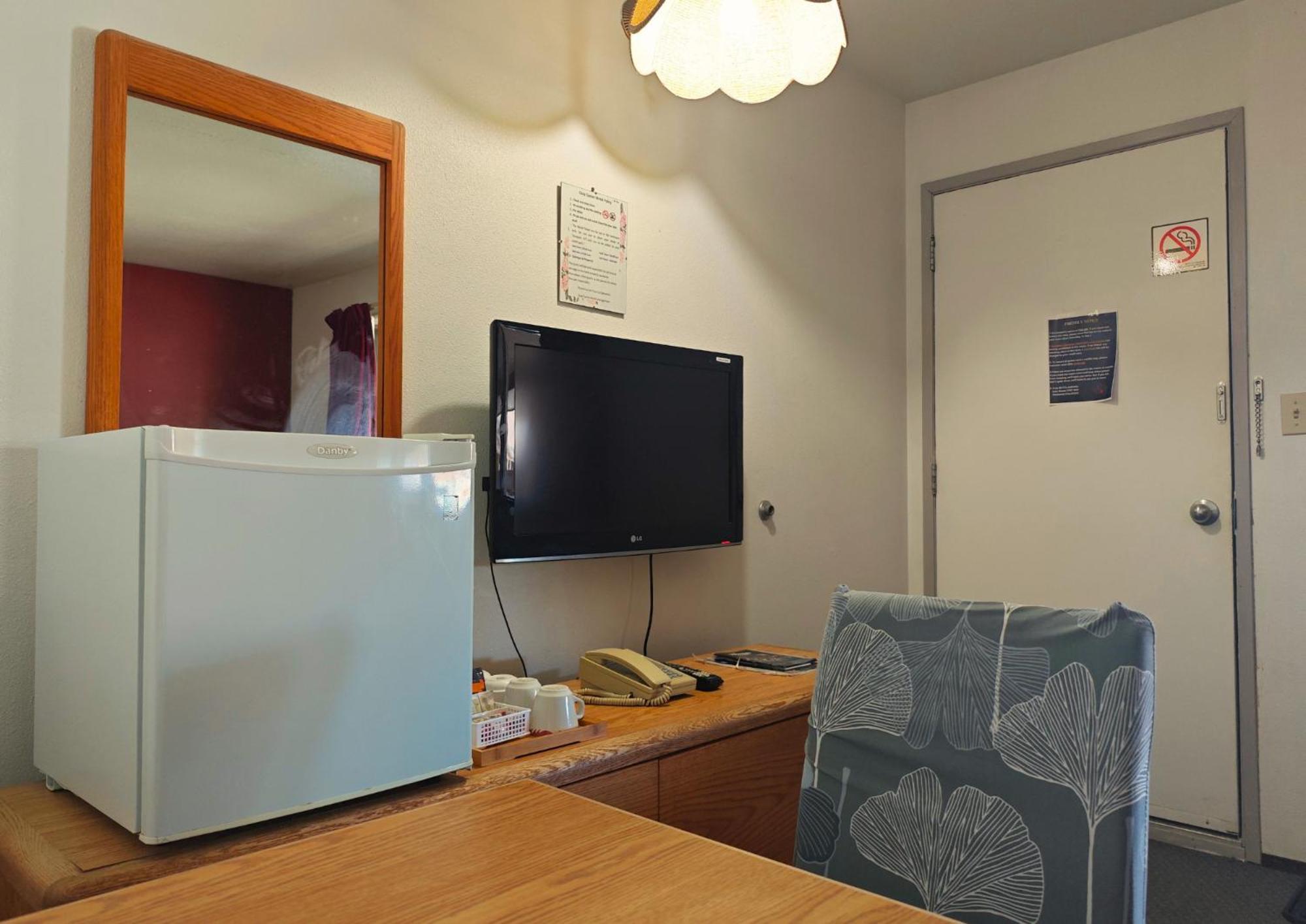Cozy Corner Motel & Restaurant Haines Junction Luaran gambar